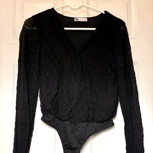 SO Goods For Life Black Long Sleeve V-Neck See-Through Sleeve Bodysuit. SMALL.